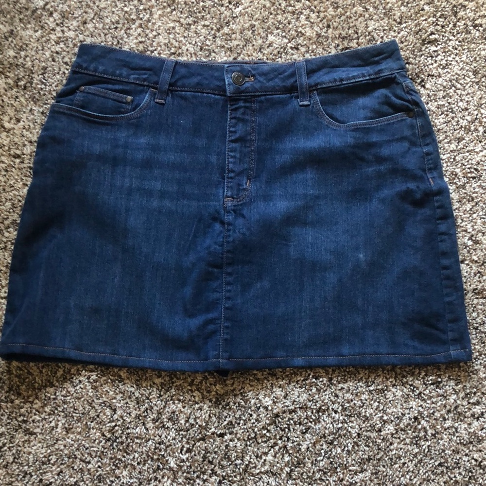 Croft & Barrow Women’s jeans skirt